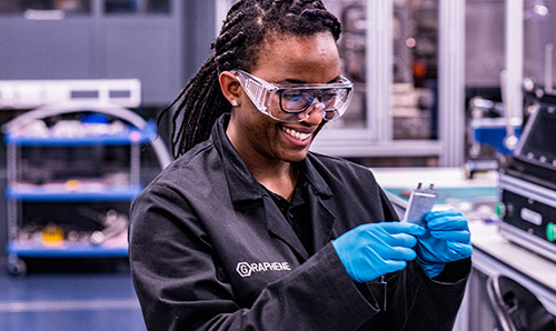 Female engineer in the energy storage lab